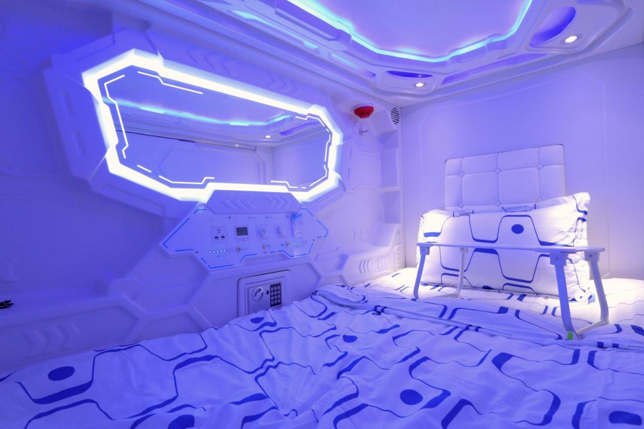 Jc Space Capsule Hotel Kuah Exteriér fotografie